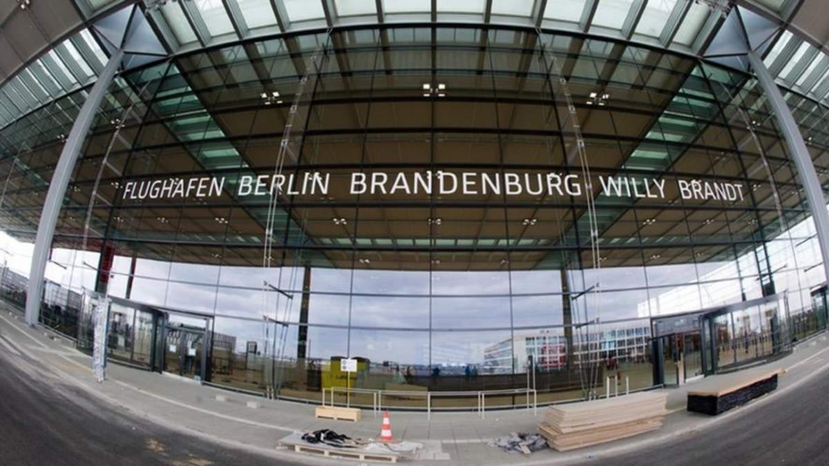 control-accesos-aeropuerto-berlin